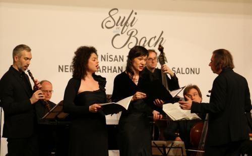 skdar niversitesinde Sufi & Bach Bulumas 