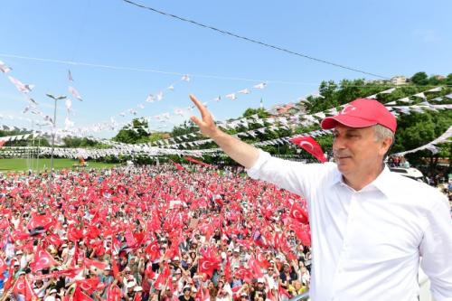 Muharrem nce: Kimsesiz ocuklar Devlet Kadrosuna Alacaz 