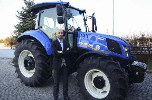 lklerle Birlikte Tm Yenilikler  New Holland Standnda 