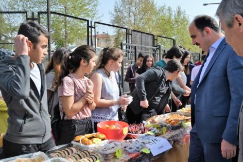 Meram Mesleki ve Teknik Anadolu Lisesinden 5. Geleneksel Kermes 