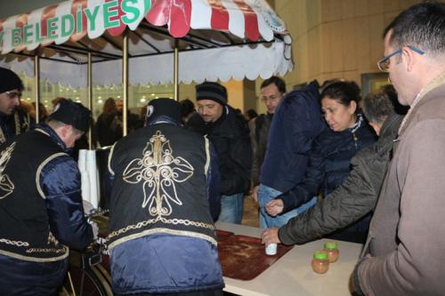 Karatay Belediyesi Vuslat Trenlerinde Salep kramnda Bulunuyor 