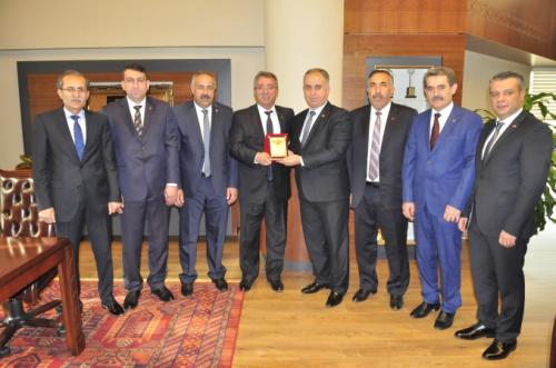 MHP Karatay le Tekilat Bakan Hanerliye Plaket Takdim Etti    