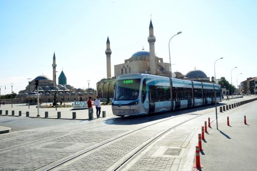 Konyaya Yeni Gelen niversite rencileri in 7 Gnlk cretsiz Ulam Uygulamas Balad 