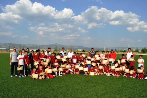 Seydiehir Belediyesi Yaz Spor Okulu Futbol Kursu Tamamland 