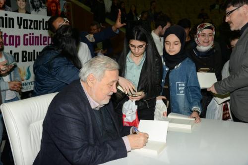 Konya Kitap Gnlerine 1 Haftada 100 Bin Ziyareti 