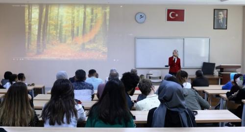 KTO Karatayda Bir Hakk A Ladikli Ahmet Hdai Syleisi 